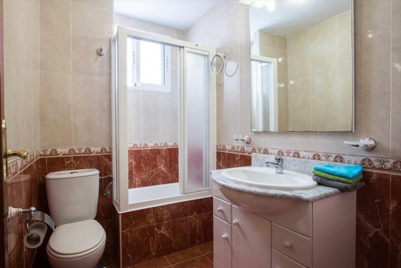 Lovely, New, Bright 3 Mins To Beach Apt 105 Sq Meters Alicante Eksteriør billede