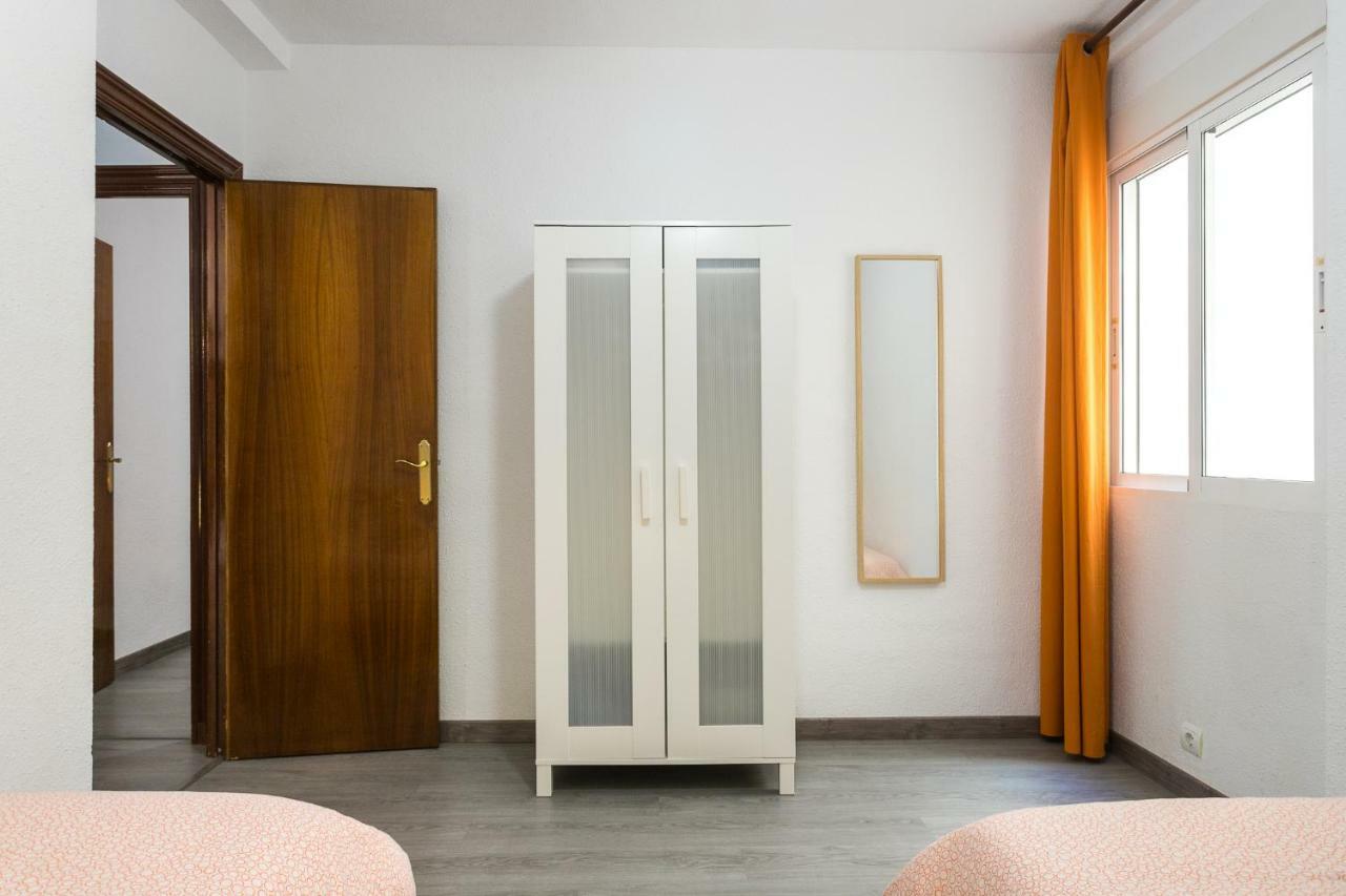 Lovely, New, Bright 3 Mins To Beach Apt 105 Sq Meters Alicante Eksteriør billede